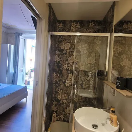Il Tulipanonero Chiavari